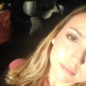 Meet your Posher, Katelynn